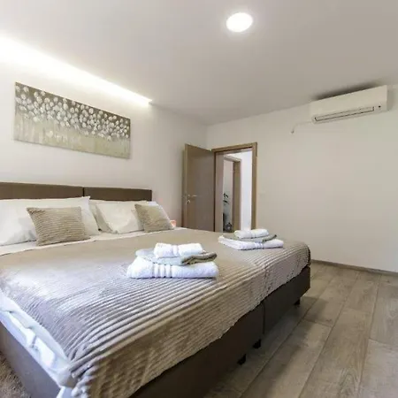 Mi&ni Apartman