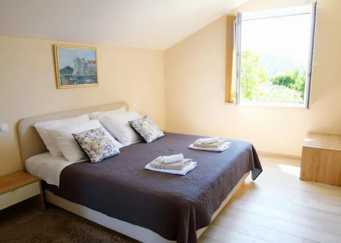 Mi&ni * 察夫塔特